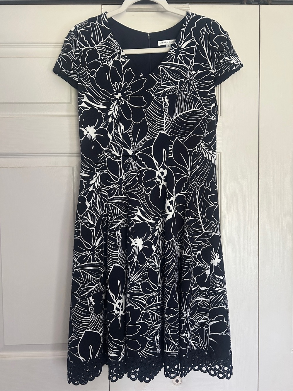 Sandra Darren Black and White Floral Fit & Flare Midi Dress